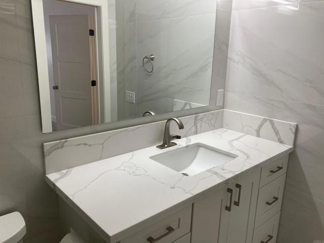 Detail Gallery Image 23 of 43 For 4566 Cove Dr #D,  Carlsbad,  CA 92008 - 2 Beds | 2 Baths