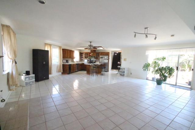 605 N Mildred Avenue, King City CA: https://media.crmls.org/mediaz/0f7e65d3-a5c5-410f-9a36-ded0bdd9a7e6.jpg