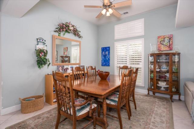 1130 Minarets Avenue, Clovis CA: https://media.crmls.org/mediaz/0f812caa-6ffa-4c71-8dd8-3df59bca6bd4.jpg
