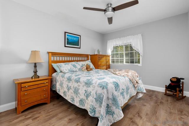 4475 Saint Andrews Place, Oceanside CA: https://media.crmls.org/mediaz/0f818969-a698-45d7-a068-297c09d212a7.jpg