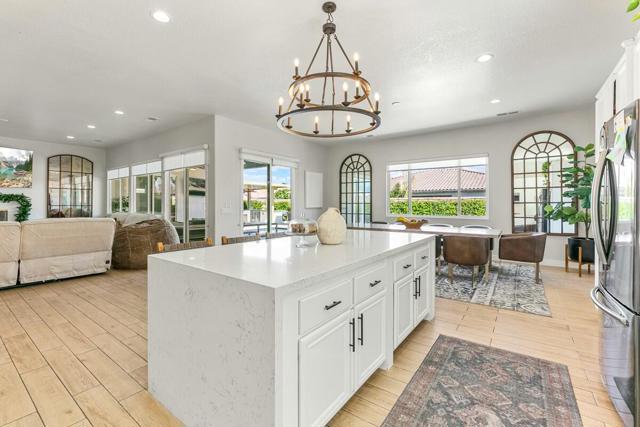 44830 Via Mirabel, La Quinta CA: https://media.crmls.org/mediaz/0f82260e-3e9b-4da0-9af3-6b52f7f2ff27.jpg
