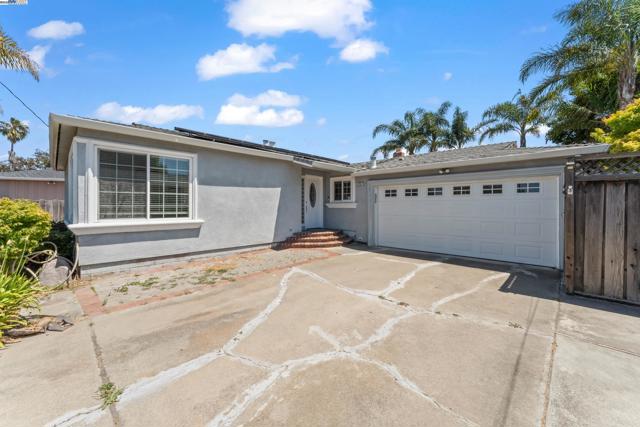 6793 Flanders Dr, Newark CA: https://media.crmls.org/mediaz/0f82e38a-b41d-49bd-a754-8d75bafeadc2.jpg