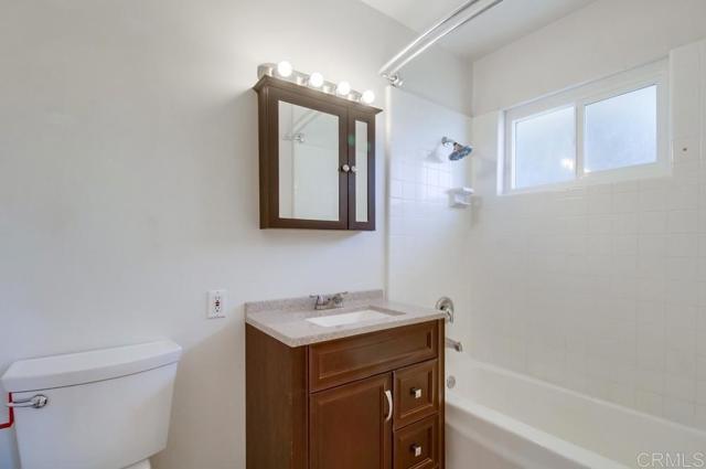 Image 36 of 72 For 631 Rosalie Way