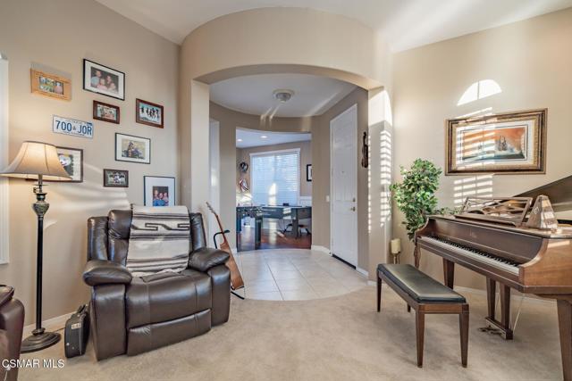4260 Crabapple Court, Moorpark CA: https://media.crmls.org/mediaz/0f838d0f-4ea0-4b7a-bae6-ddb4b1042147.jpg
