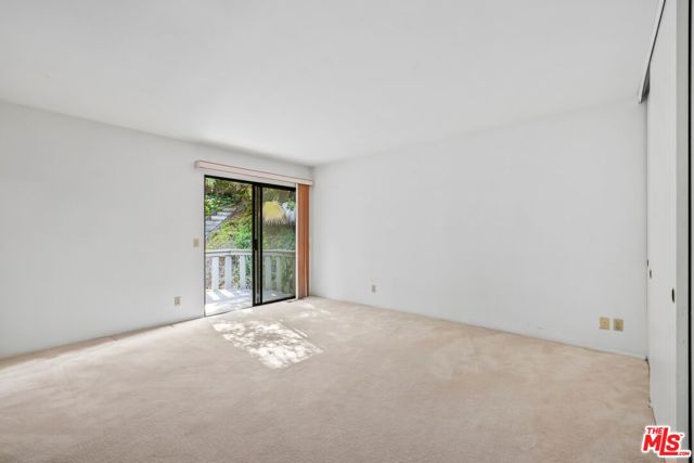 2180 Alcyona Drive, Los Angeles CA: https://media.crmls.org/mediaz/0f83d73e-73fd-458d-b8e3-8a4f10a834f7.jpg