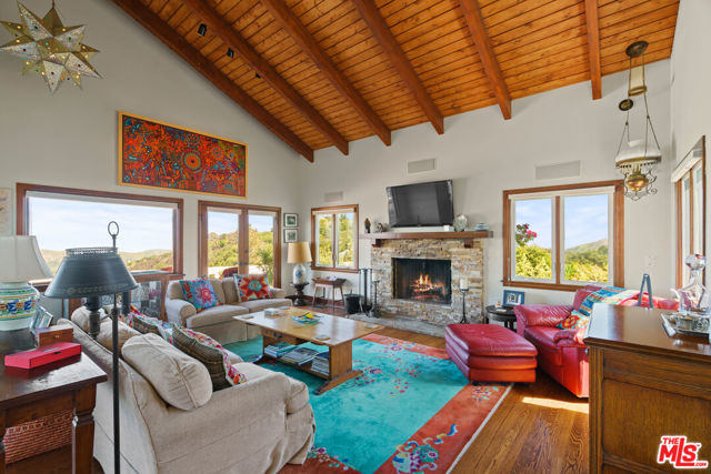 2303 Tuna Canyon Road, Topanga CA: https://media.crmls.org/mediaz/0f840226-7d2f-4fea-b521-1e4d5670ad75.jpg