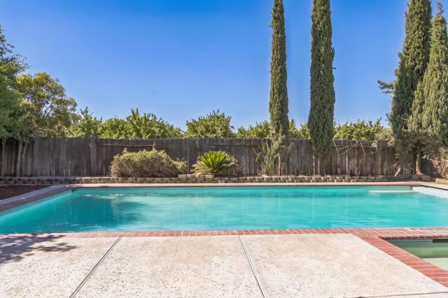 859 Sandra Street, Los Banos CA: https://media.crmls.org/mediaz/0f8442e9-8441-49b4-bae3-0428c8352327.jpg