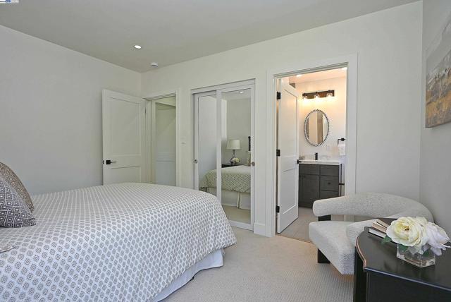 3208 McNutt, Walnut Creek CA: https://media.crmls.org/mediaz/0f8585dc-0a91-4f73-bc99-55cd0e153e78.jpg