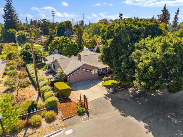 2013 Sun Mor Avenue, Mountain View CA: https://media.crmls.org/mediaz/0f87da1d-d97c-4330-bfa6-655b1d97600d.jpg