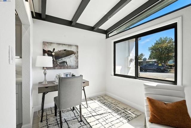 36686 Charles St, Newark CA: https://media.crmls.org/mediaz/0f89f54c-6e61-4865-a9a3-45da025bfae0.jpg