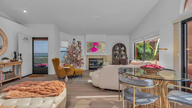 Image 7 of 41 For 76905 Scimitar Way