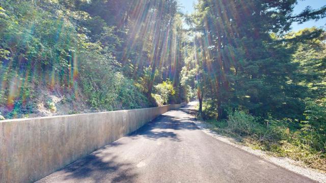 2320 Newell Drive, Aptos CA: https://media.crmls.org/mediaz/0f8c9abb-aa64-4d1b-bb76-ea03249eed48.jpg