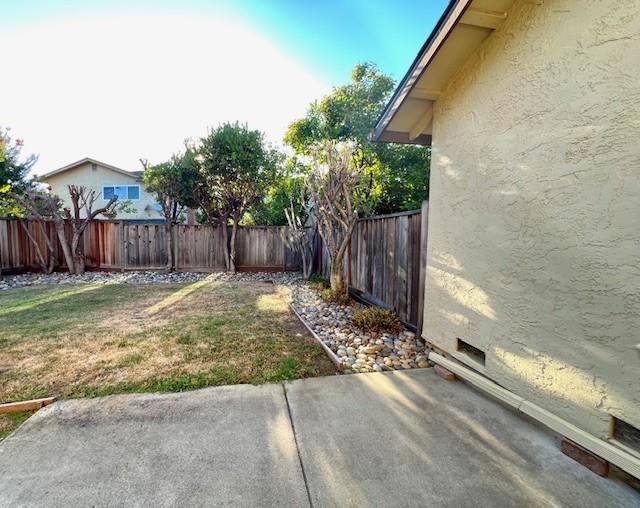 1047 Bret Knoll Court, San Jose CA: https://media.crmls.org/mediaz/0f8cabaf-4792-4fa4-a7b6-51e659b7f8aa.jpg