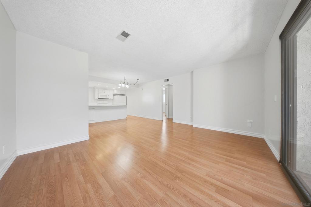 1257 Grand Avenue - photo 7