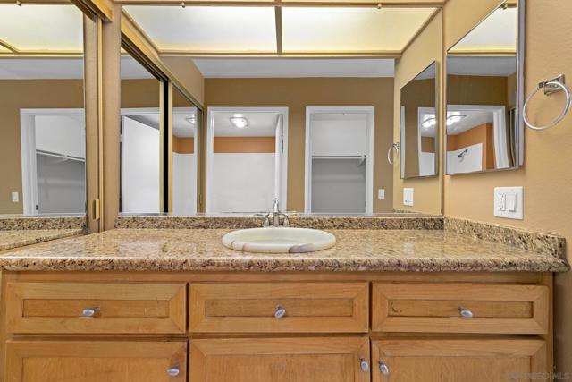 2920 Briarwood Rd, Bonita CA: https://media.crmls.org/mediaz/0f8dd40f-a3cd-40b5-9aec-638d51de0689.jpg
