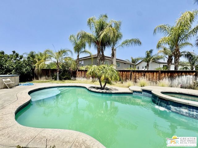 1867 Crane Avenue, San Jacinto CA: https://media.crmls.org/mediaz/0f8ddd7b-9bce-4e18-b300-a28c3ee06503.jpg
