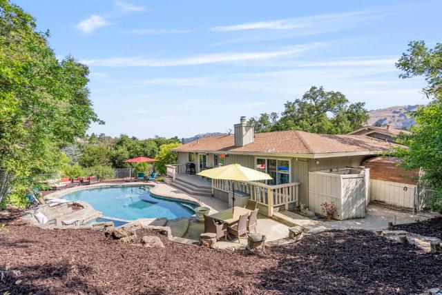 16795 Jackson Oaks Drive, Morgan Hill CA: https://media.crmls.org/mediaz/0f8eb95d-7837-40d7-b6c3-5c000c3c1fad.jpg