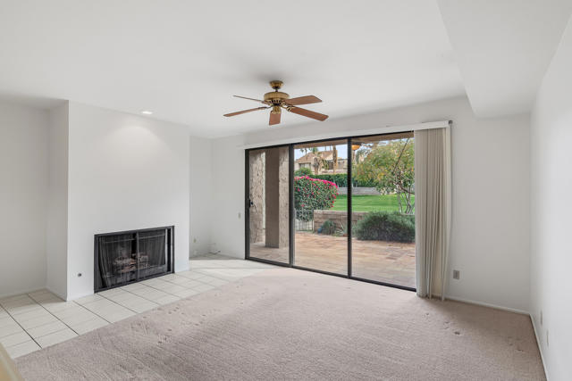 157 Calle Bravo, Palm Springs CA: https://media.crmls.org/mediaz/0f8ed502-c244-4594-a5d7-766c3c15f92f.jpg