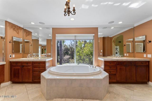 64 Highland Road, Simi Valley CA: https://media.crmls.org/mediaz/0f901274-bc97-4f51-a07d-2a0e468dafed.jpg