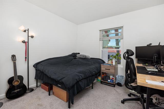9342 Twin Trails Drive, San Diego CA: https://media.crmls.org/mediaz/0f90cedc-7308-48ac-9f95-783cbb2a159e.jpg
