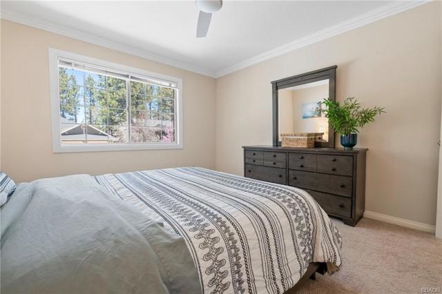 42729 Haupstrasse Drive, Big Bear CA: https://media.crmls.org/mediaz/0f914873-4746-47a4-9270-2b05ba67dd7e.jpg