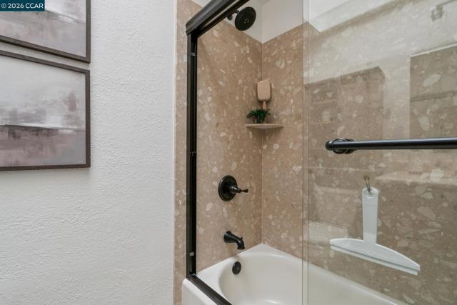 843 Luz Ct, Danville CA: https://media.crmls.org/mediaz/0f915b98-e65a-4a5f-8503-b1323cba97c5.jpg