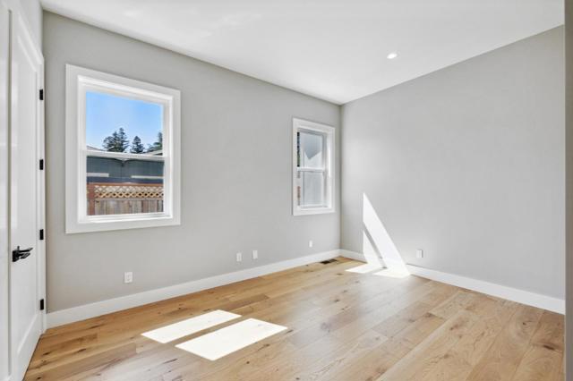 Image 21 of 46 For 15330 Chelsea Drive