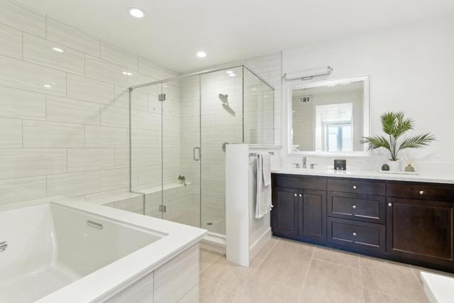 19 Waterline Place, Richmond CA: https://media.crmls.org/mediaz/0f9529e3-248f-46b1-aa02-44d73b5b0fa5.jpg