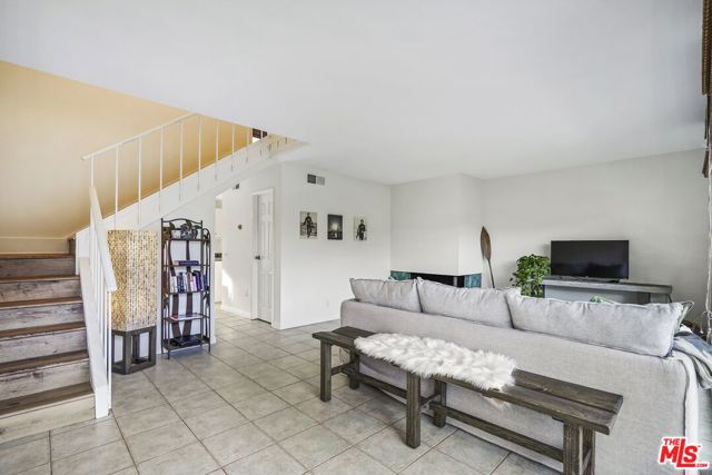 Drew Fenton | 6216 Tapia Drive Malibu CA | MLS: 7427620