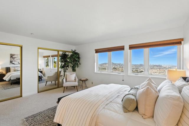 580 Pointe Pacific, Daly City CA: https://media.crmls.org/mediaz/0f95c9ab-04b5-4222-8139-895a6beebf08.jpg