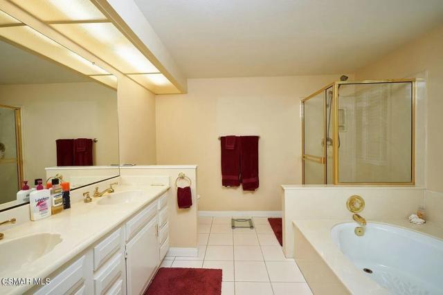 29140 Quail Run Drive, Agoura Hills CA: https://media.crmls.org/mediaz/0f95f0bc-2be1-4bdd-b94a-b35d6cd97a76.jpg