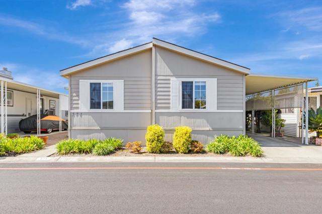 1220 Vienna Drive, Sunnyvale CA: https://media.crmls.org/mediaz/0f9671c5-9e01-4fcf-94f3-11b2c0183b12.jpg