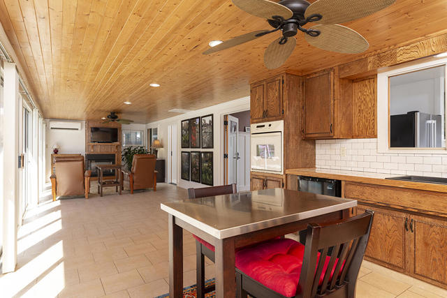 67931 Valley Vista Drive, Cathedral City CA: https://media.crmls.org/mediaz/0f968d09-2b4f-4027-a49c-bd6883e0b297.jpg