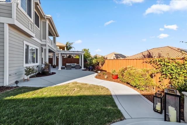 Image 51 of 60 For 2890 Sable Oaks Way