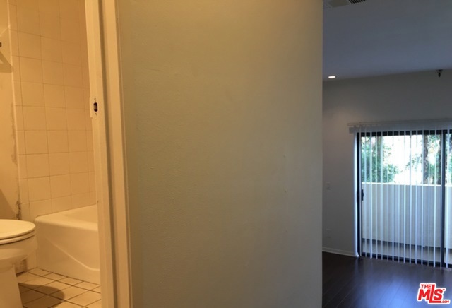 3712 Evans Street, Los Angeles CA: https://media.crmls.org/mediaz/0f96d830-0571-46f1-818d-880b1512a731.jpg