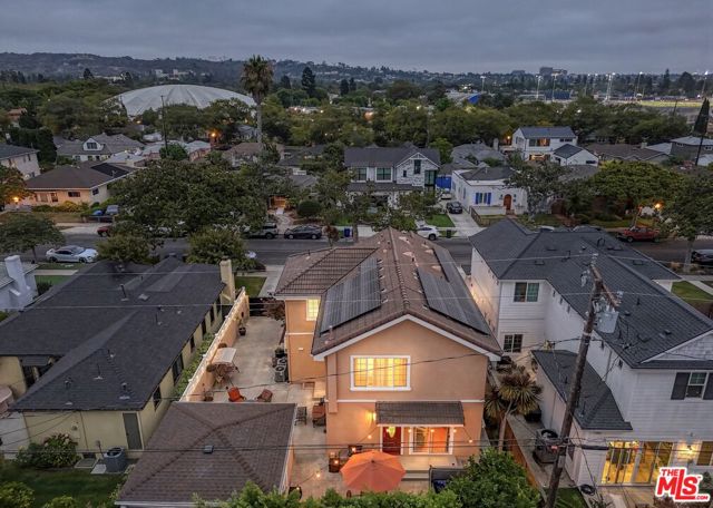 10943 Barman Avenue, Culver City CA: https://media.crmls.org/mediaz/0f96f541-ce2e-4878-be61-9f9ba5c817ec.jpg