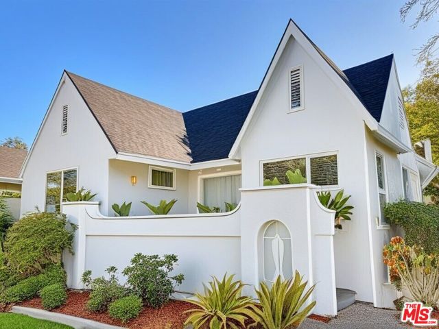 1618 Burnside Avenue, Los Angeles, California 90019, ,Multi-Family,For Sale,Burnside,25604703