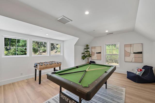 266 W Hilton Drive, Boulder Creek CA: https://media.crmls.org/mediaz/0f996321-1242-467a-8937-128fa4a9c5fa.jpg