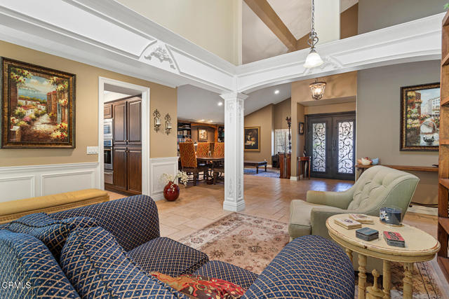 Detail Gallery Image 15 of 49 For 6228 Watertree Ct, Agoura Hills_2,  CA 91301 - 4 Beds | 3 Baths