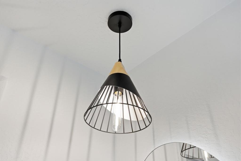 https://media.crmls.org/mediaz/0f9a6eff-037d-4c84-9e1a-853891265135.jpg?preset=X-Large