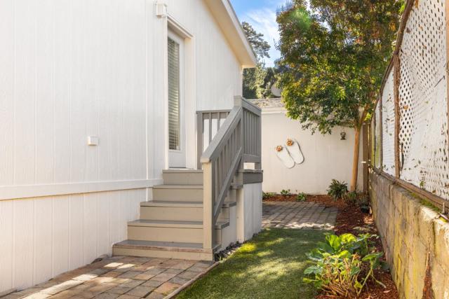 165 Anita Avenue, Aptos CA: https://media.crmls.org/mediaz/0f9a839c-57de-4044-9412-96936d044a01.jpg
