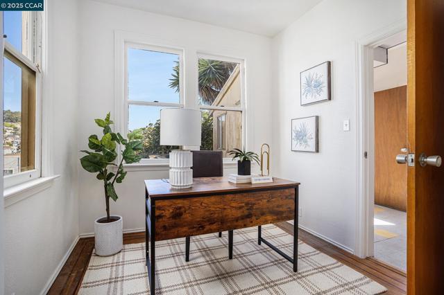 159 Ney Street, San Francisco CA: https://media.crmls.org/mediaz/0f9aabcd-3a2c-4fbd-a047-adb333d747a1.jpg