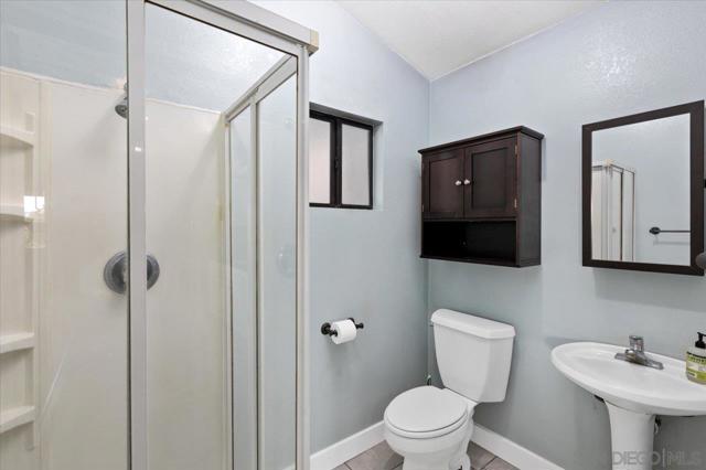 1421 Rincon Rd, Escondido CA: https://media.crmls.org/mediaz/0f9b33a8-8e9f-4d6b-8b89-3c3ecd496e03.jpg