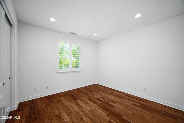2079 Legacy Drive, Simi Valley CA: https://media.crmls.org/mediaz/0f9b71ce-7a15-4484-b746-b94bc5b82723.jpg