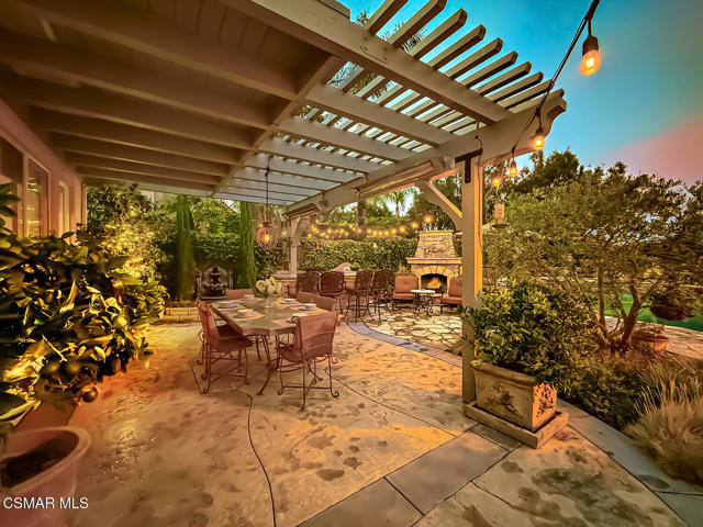 678 Via Carro, Newbury Park CA: https://media.crmls.org/mediaz/0f9ce442-2a38-46b7-99a5-ed86506e3f58.jpg