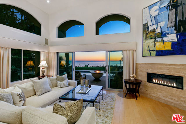 4 Bed Home for Sale in Malibu, California