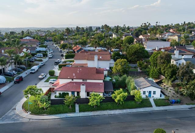 6732 Antilope St, Carlsbad CA: https://media.crmls.org/mediaz/0f9d6419-69df-4adb-8b6d-b1d9d4cdb60d.jpg