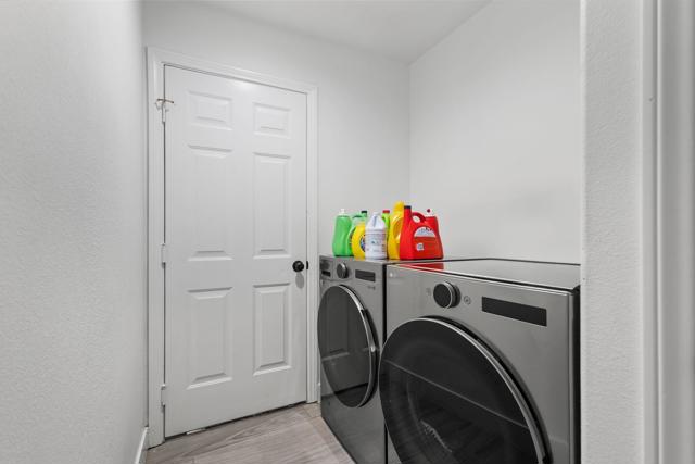 30426 Avenida Del Padre, Cathedral City CA: https://media.crmls.org/mediaz/0f9df491-078e-4f7b-88e2-adbdd99c06c7.jpg