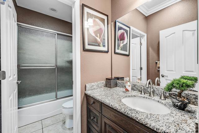 6232 Murdock Way, San Ramon CA: https://media.crmls.org/mediaz/0f9e5a9d-1254-4d75-9ac4-9efeebfe1706.jpg