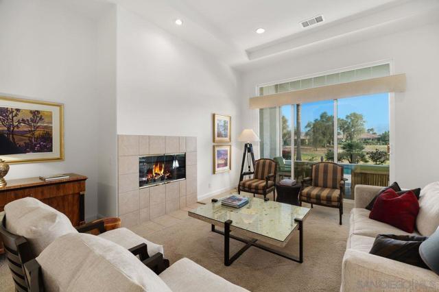 38 Calle Del Norte, Rancho Mirage CA: https://media.crmls.org/mediaz/0f9f2180-17b4-45f9-a023-7ff64f87f58a.jpg